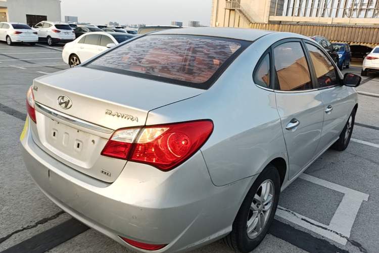 Used Hyundai Celesta 2011 1.6L Automatic Luxury Version Rear Right 45 Deg