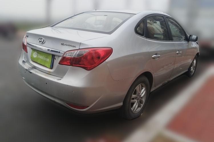 Used Hyundai Celesta 2011 1.6L Manual Luxury Model Rear Right 45 Deg