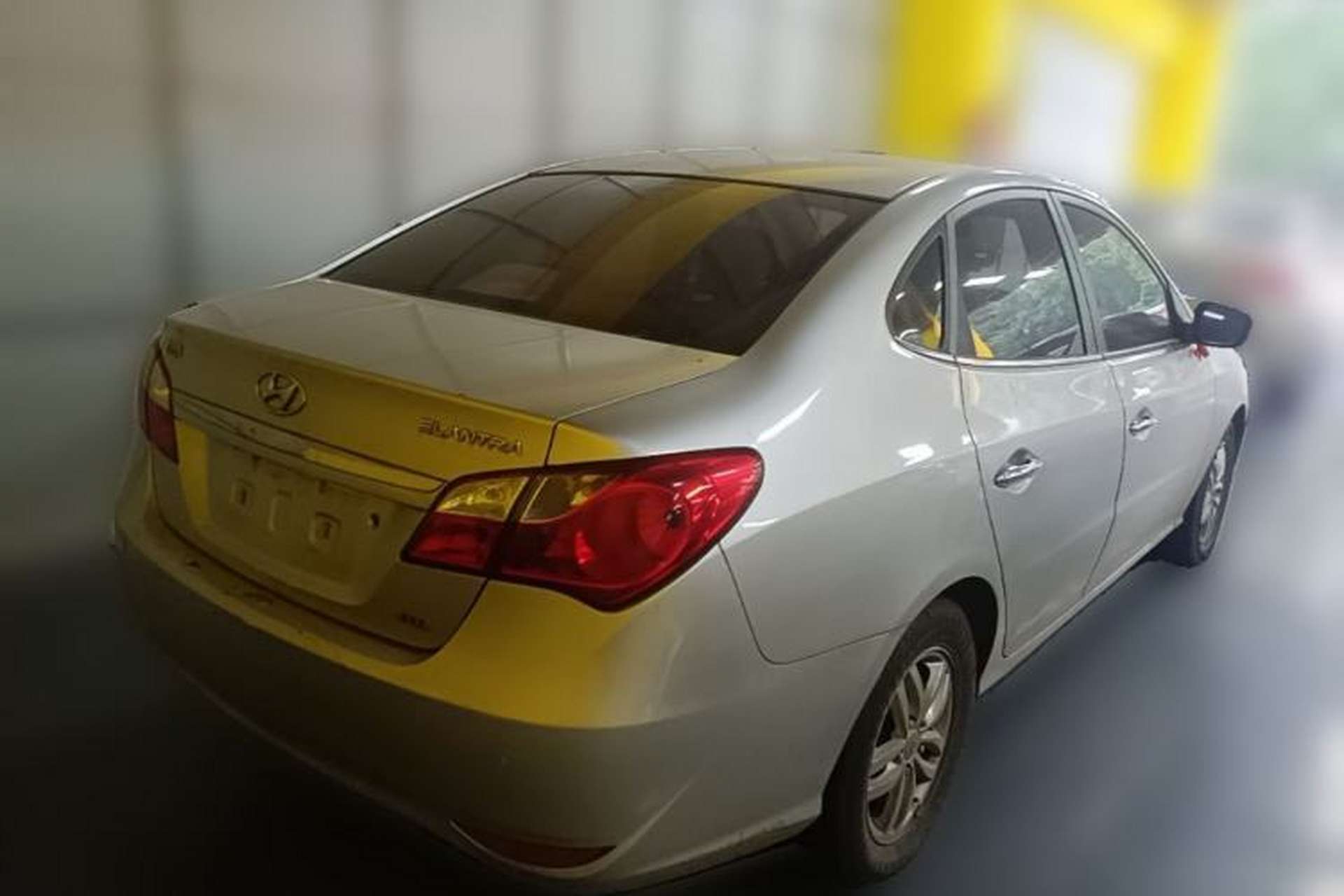 Used Hyundai Celesta 2011 1.6L Manual Luxury Model Rear Right 45 Deg