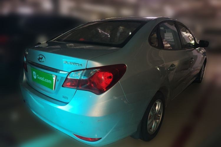 Used Hyundai Celesta 2011 1.6L Automatic Comfort Edition Rear Right 45 Deg