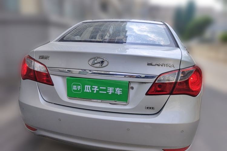 Used Hyundai Celesta 2011 1.6L Manual Luxury Model Rear