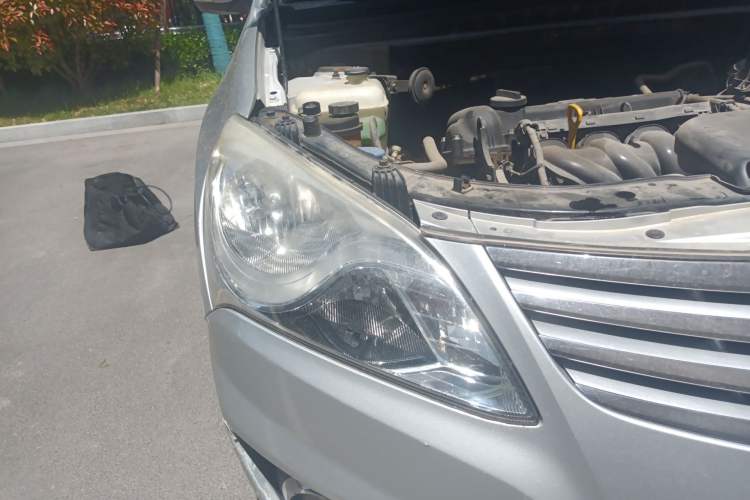 Used Hyundai Celesta 2011 1.6L Automatic Luxury Version Right Front Headlight