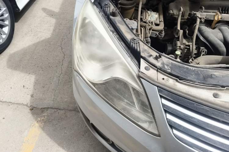 Used Hyundai Celesta 2011 1.6L Manual Luxury Model Right Front Headlight