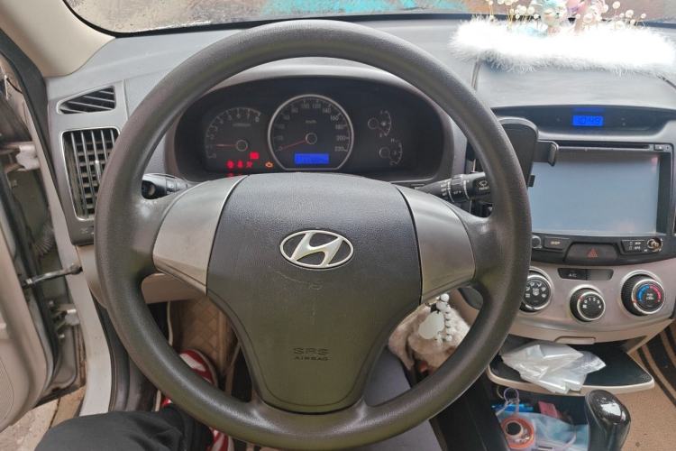 Used Hyundai Celesta 2011 1.6L Automatic Comfort Edition Steering Wheel