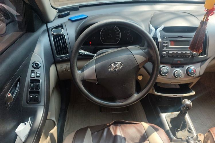 Used Hyundai Celesta 2011 1.6L Manual Comfort Edition Steering Wheel