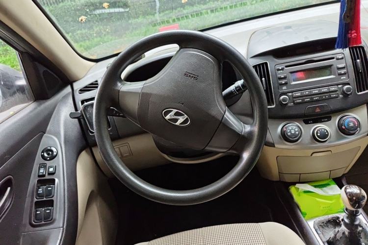 Used Hyundai Celesta 2011 1.6L Manual Comfort Edition Steering Wheel