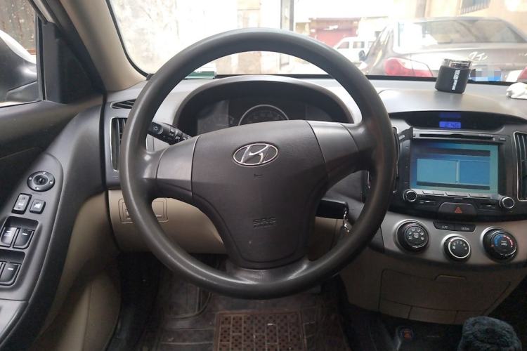 Used Hyundai Celesta 2011 1.6L Manual Comfort Edition Steering Wheel