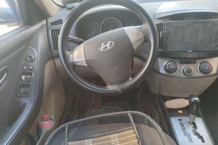 Used Hyundai Celesta 2011 1.6L Automatic Comfort Edition Steering Wheel
