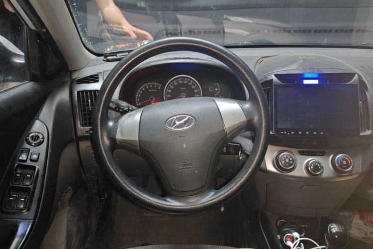 Used Hyundai Celesta 2011 1.6L Manual Comfort Edition Steering Wheel