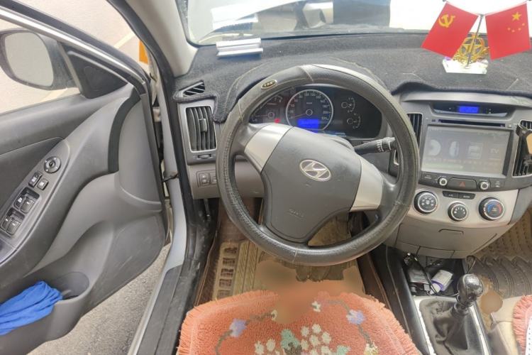 Used Hyundai Celesta 2011 1.6L Manual Luxury Model Steering Wheel