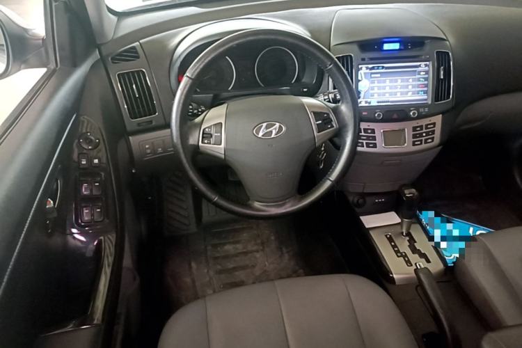 Used Hyundai Celesta 2011 1.6L Automatic Luxury Version Steering Wheel