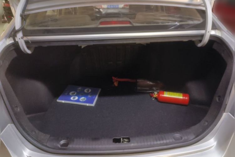 Used Hyundai Celesta 2011 1.6L Automatic Comfort Edition Trunk