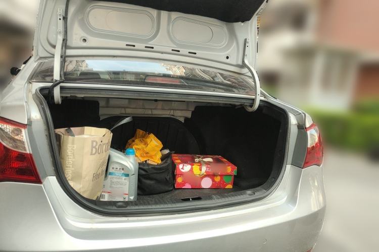 Used Hyundai Celesta 2011 1.6L Automatic Comfort Edition Trunk