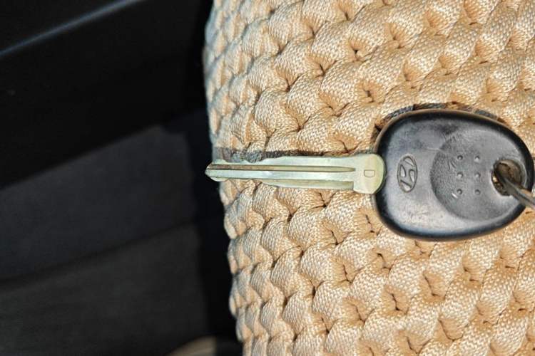 Used Hyundai Celesta 2011 1.6L Automatic Comfort Edition Vehicle Key