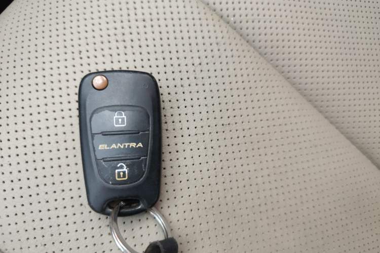 Used Hyundai Celesta 2011 1.6L Automatic Luxury Version Vehicle Key