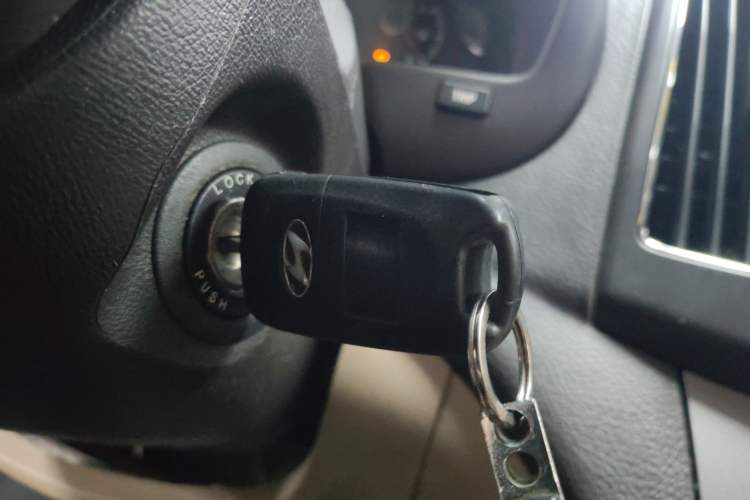 Used Hyundai Celesta 2011 1.6L Manual Luxury Model Vehicle Key