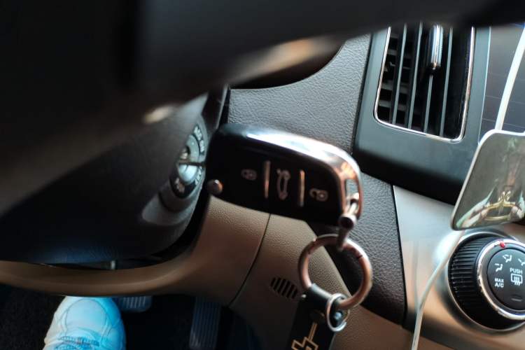 Used Hyundai Celesta 2011 1.6L Automatic Comfort Edition Vehicle Key
