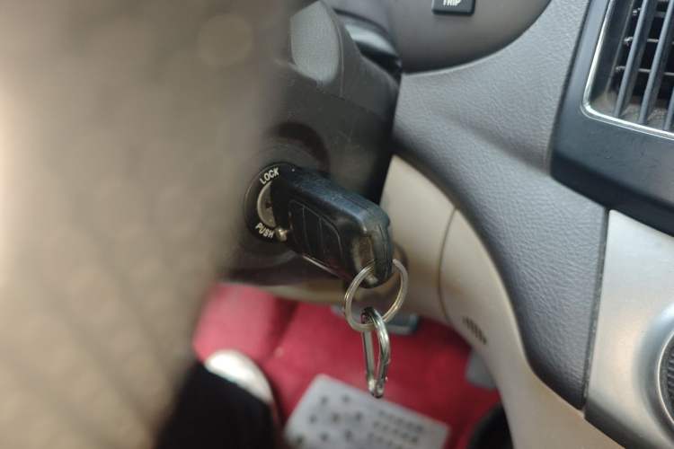 Used Hyundai Celesta 2011 1.6L Automatic Comfort Edition Vehicle Key