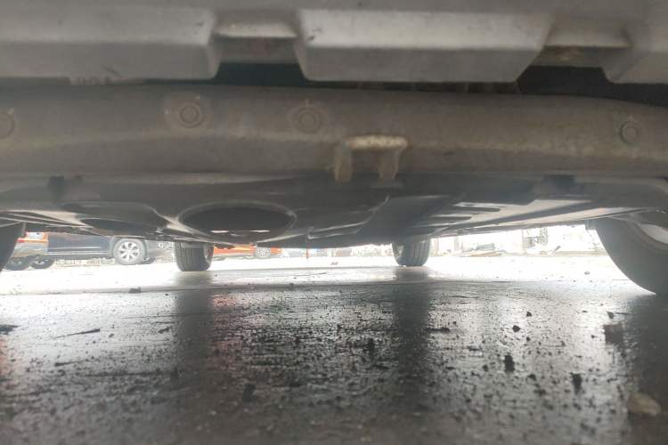 Used Hyundai Celesta 2011 1.6L Manual Luxury Model Chassis Front