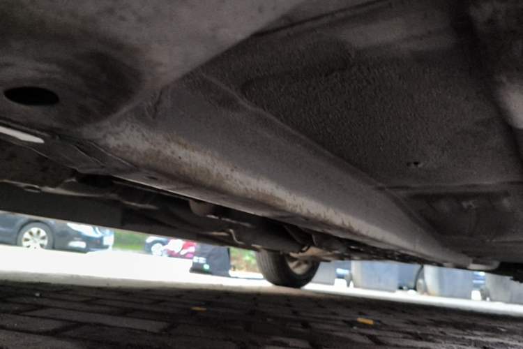 Used Hyundai Celesta 2011 1.6L Manual Comfort Edition Chassis Front Left