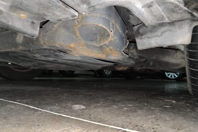 Used Hyundai Celesta 2011 1.6L Automatic Comfort Edition Chassis Front Left