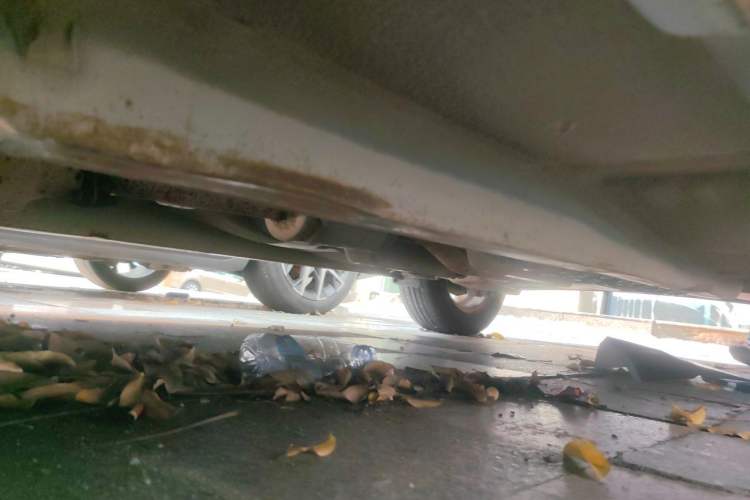 Used Hyundai Celesta 2011 1.6L Automatic Comfort Edition Chassis Front Left