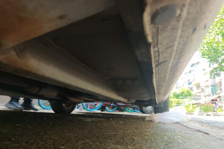 Used Hyundai Celesta 2011 1.6L Manual Comfort Edition Chassis Front Left