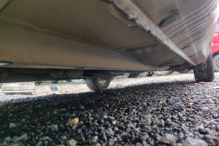 Used Hyundai Celesta 2011 1.6L Automatic Comfort Edition Chassis Front Left