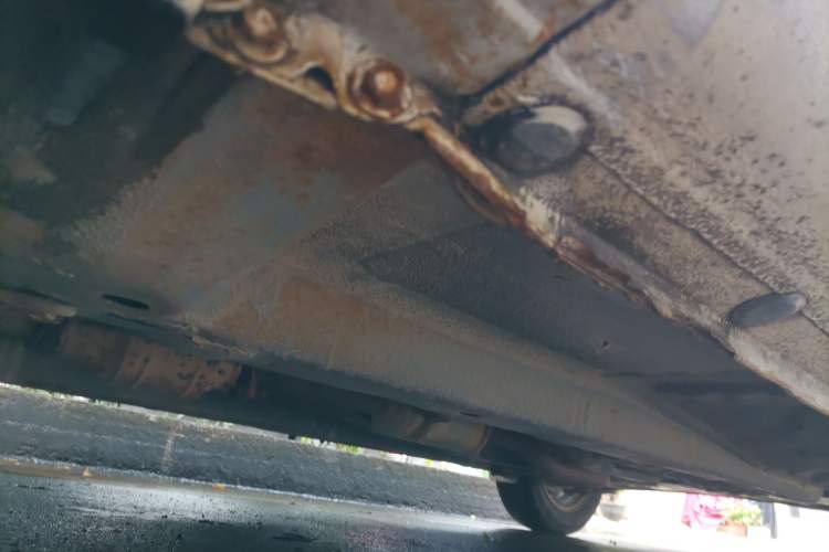 Used Hyundai Celesta 2011 1.6L Automatic Comfort Edition Chassis Front Left