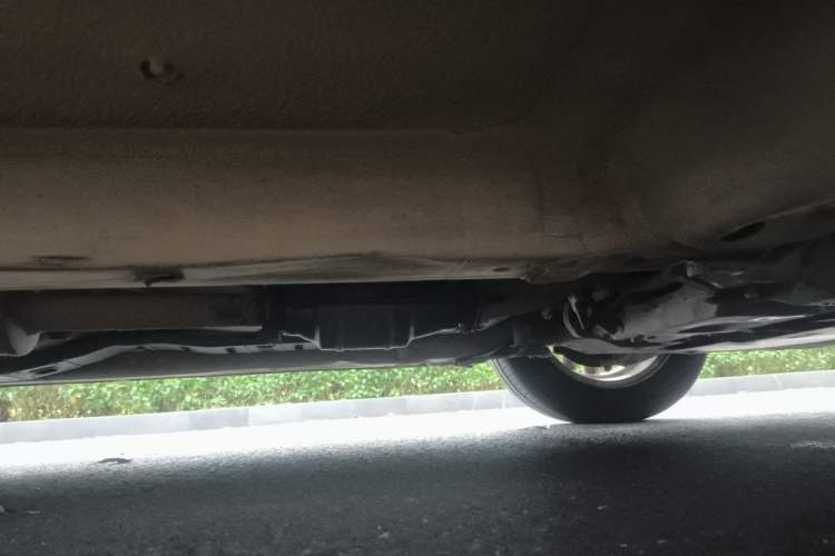 Used Hyundai Celesta 2011 1.6L Automatic Comfort Edition Chassis Front Right