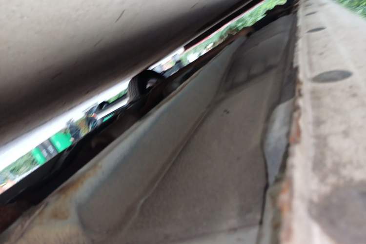 Used Hyundai Celesta 2011 1.6L Manual Comfort Edition Chassis Front Right