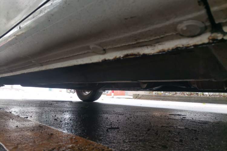 Used Hyundai Celesta 2011 1.6L Automatic Comfort Edition Chassis Front Right