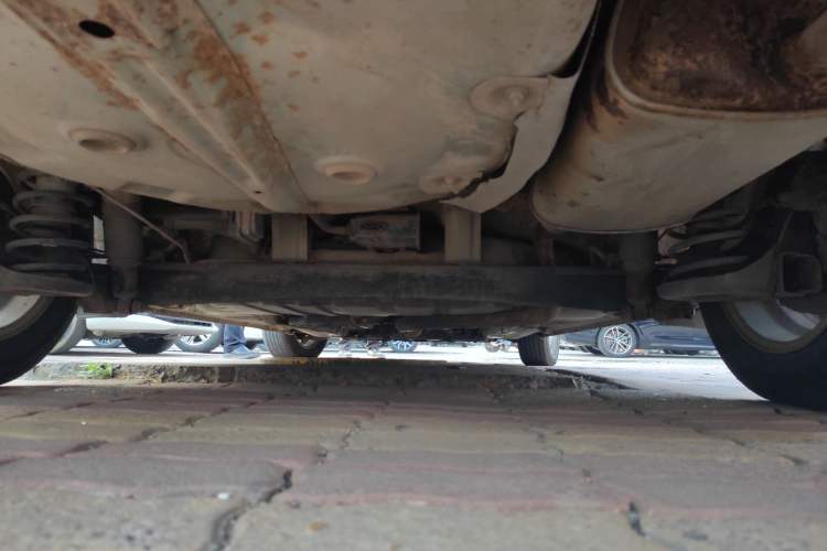 Used Hyundai Celesta 2011 1.6L Manual Comfort Edition Chassis Rear