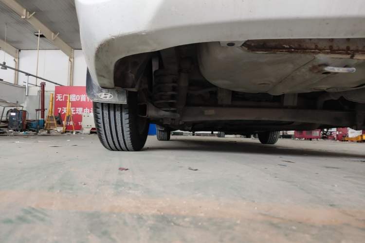 Used Hyundai Celesta 2011 1.6L Manual Comfort Edition Chassis Rear Left