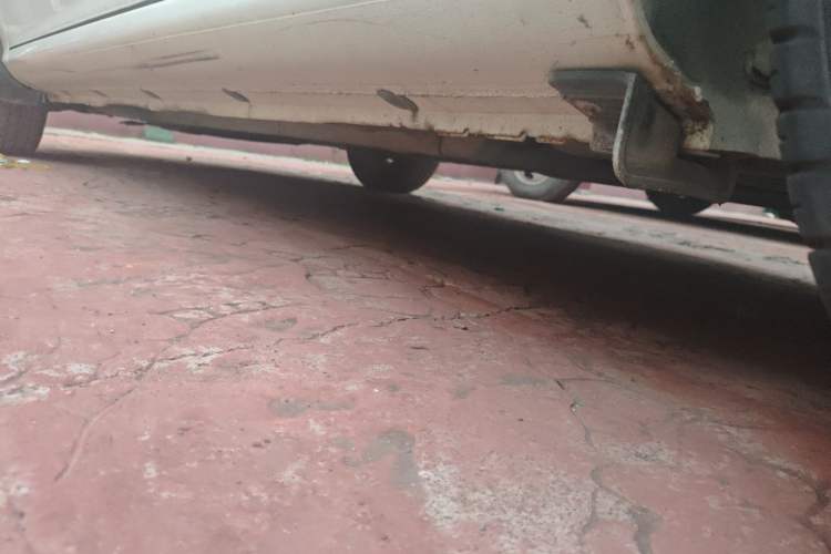 Used Hyundai Celesta 2011 1.6L Manual Comfort Edition Chassis Rear Left
