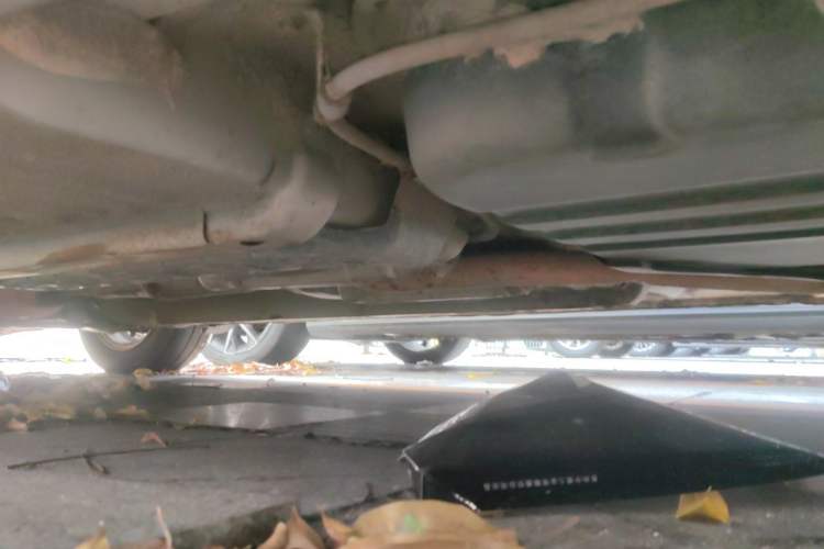 Used Hyundai Celesta 2011 1.6L Automatic Comfort Edition Chassis Rear Left