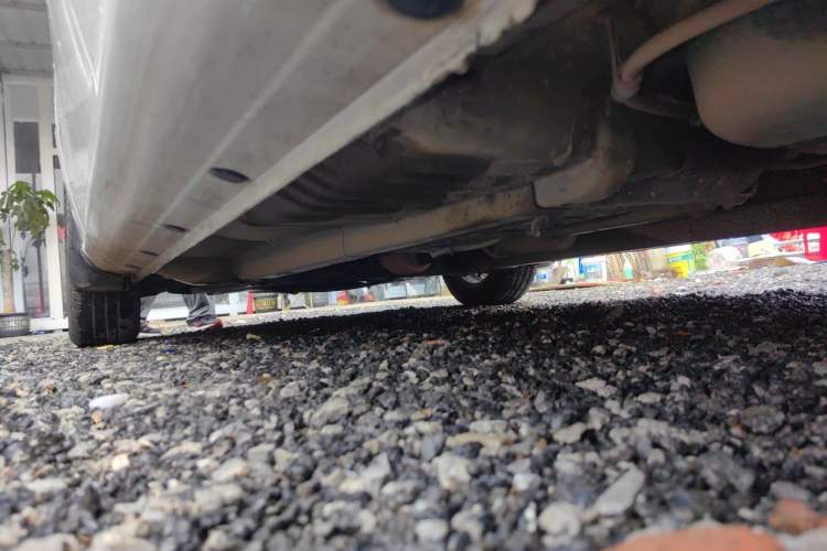 Used Hyundai Celesta 2011 1.6L Automatic Comfort Edition Chassis Rear Left