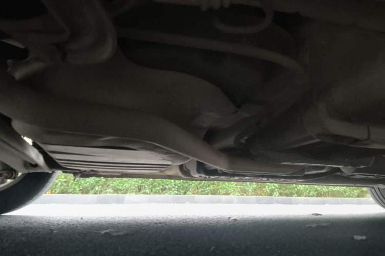 Used Hyundai Celesta 2011 1.6L Automatic Comfort Edition Chassis Rear Right