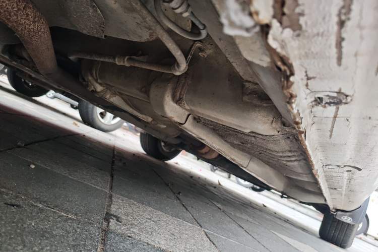Used Hyundai Celesta 2011 1.6L Manual Luxury Model Chassis Rear Right