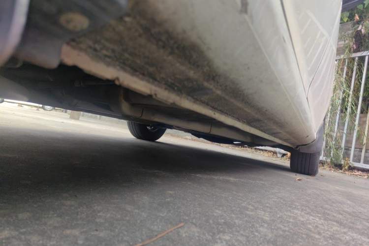 Used Hyundai Celesta 2011 1.6L Manual Comfort Edition Chassis Rear Right