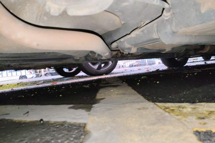 Used Hyundai Celesta 2011 1.6L Automatic Comfort Edition Chassis Rear Right