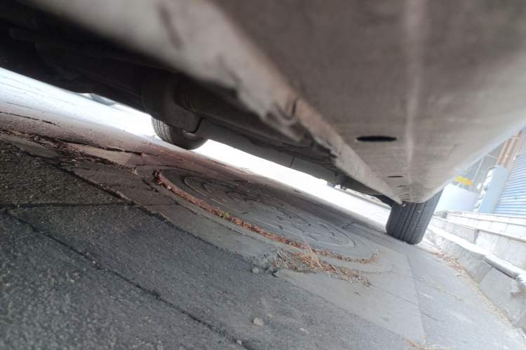 Used Hyundai Celesta 2011 1.6L Automatic Comfort Edition Chassis Rear Right