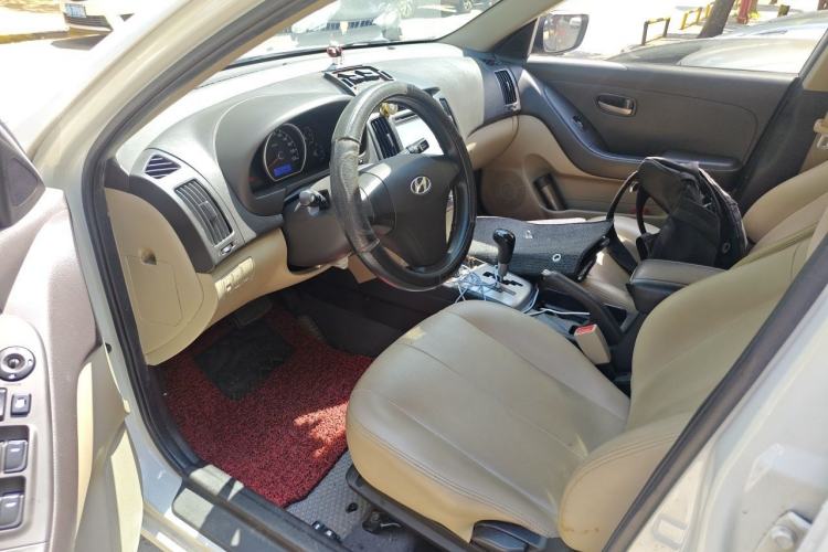 Used Hyundai Celesta 2011 1.6L Automatic Comfort Edition Driver Seat