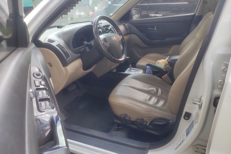 Used Hyundai Celesta 2011 1.6L Automatic Luxury Version Driver Seat
