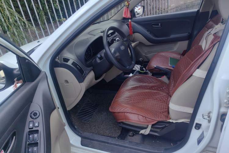 Used Hyundai Celesta 2011 1.6L Manual Comfort Edition Driver Seat