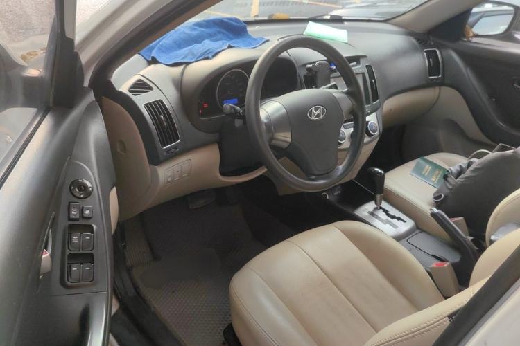 Used Hyundai Celesta 2011 1.6L Automatic Comfort Edition Driver Seat