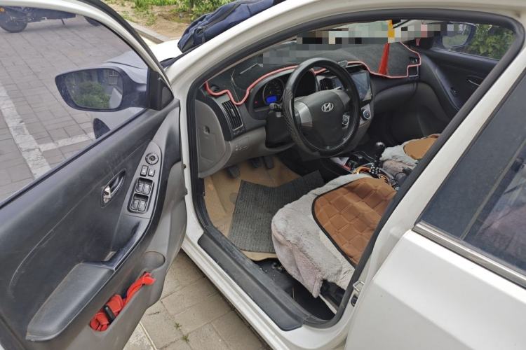 Used Hyundai Celesta 2011 1.6L Manual Luxury Model Driver Seat