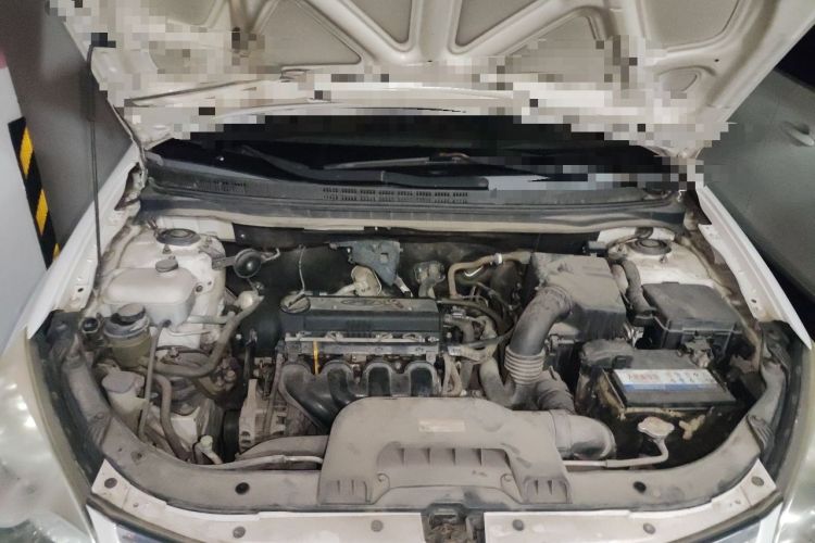 Used Hyundai Celesta 2011 1.6L Manual Comfort Edition Engine Bay