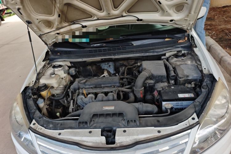 Used Hyundai Celesta 2011 1.6L Automatic Comfort Edition Engine Bay