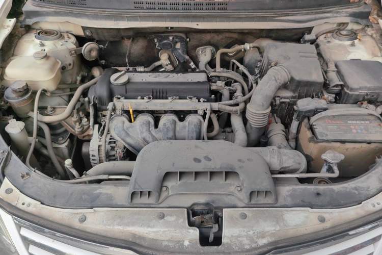 Used Hyundai Celesta 2011 1.6L Automatic Comfort Edition Engine Bay